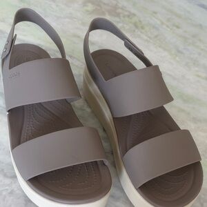 Women’s Crocs lite ride sandals